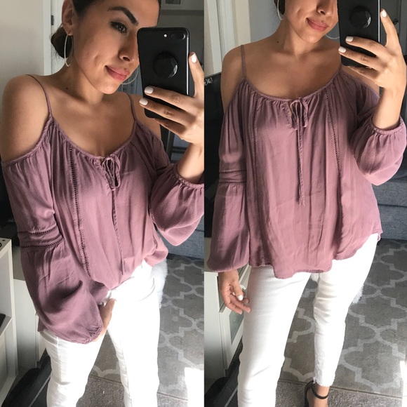 Nordstrom Tops - Cold shoulder top